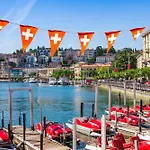 Star Of Lugano - Happy Rentals